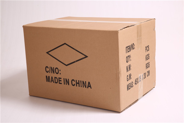 牛皮(pí)紙包裝(zhuāng)紙箱 牛皮紙(zhi)包裝紙(zhǐ)箱